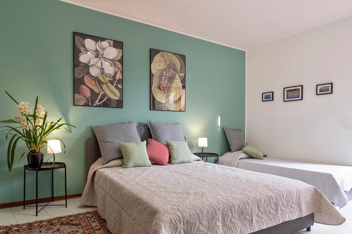 Le Mandarine Apartments อูดิเน ภายนอก รูปภาพ